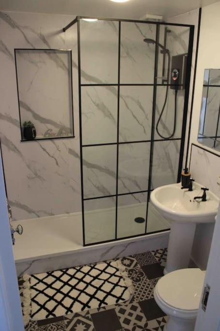 אברדין Executive Top Floor 1 Bedroom Apartment מראה חיצוני תמונה